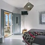 Ariti Seaside Aparthotel 4*
