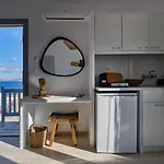Ariti Seaside Aparthotel Naousa
