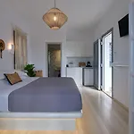 Ariti Seaside Aparthotel
