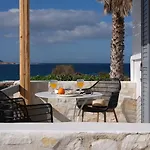 Ariti Seaside Aparthotel Naousa