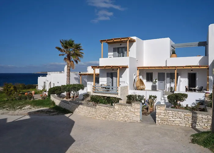 Ariti Seaside Aparthotel 4*