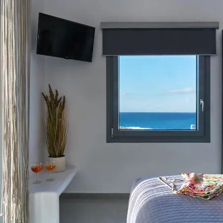 Ariti Seaside Ξενοδοχείο με διαμερίσματα 4*