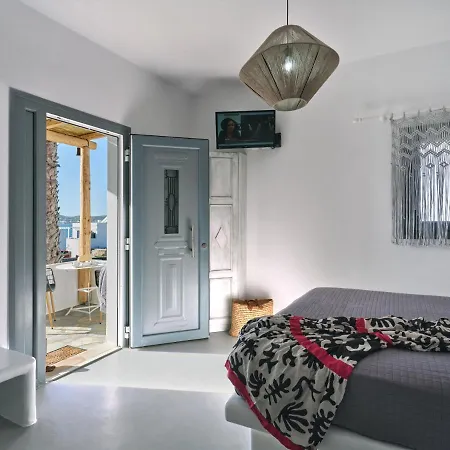 Ariti Seaside شقة فندقية 4*