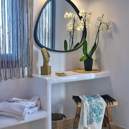 Ariti Seaside Ξενοδοχείο με διαμερίσματα 4*