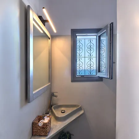 Ariti Seaside Apart-hotel Naousa