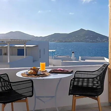 Ξενοδοχείο με διαμερίσματα Ariti Seaside 4*