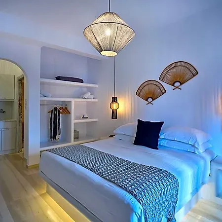 Ξενοδοχείο με διαμερίσματα Ariti Seaside 4*