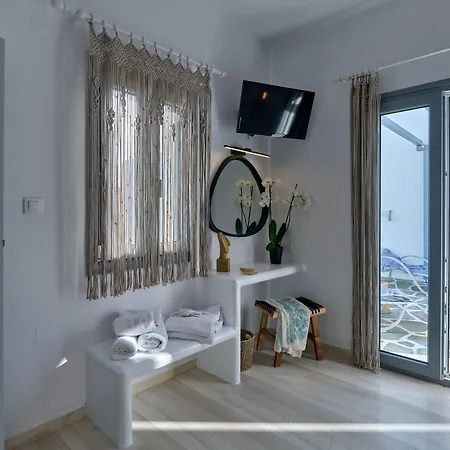 Ariti Seaside Aparthotel Naousa